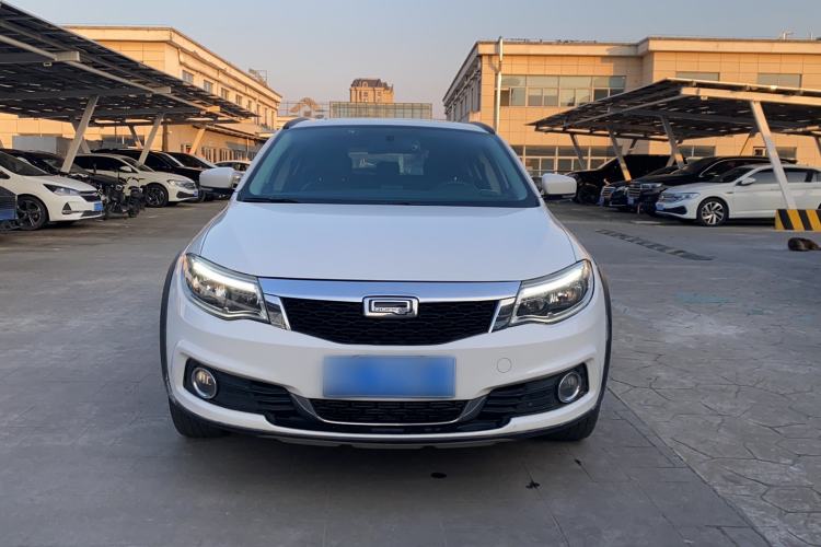 Used Qoros 3 2017 Urban SUV 1.6T Automatic Zhiyue Model
