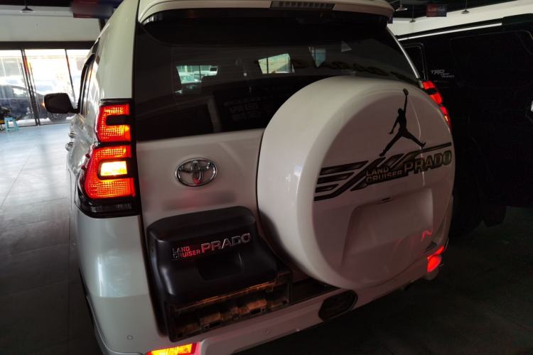 Used Toyota Prado 2018 3.5L Automatic TX-L with Rear-Mounted Spare Tire
