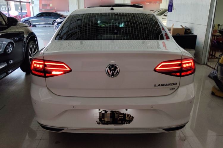 Used Volkswagen Lamando 2021 230TSI DSG Fashion Edition
