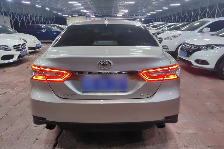Used Toyota Camry 2021 2.0G Luxury Edition