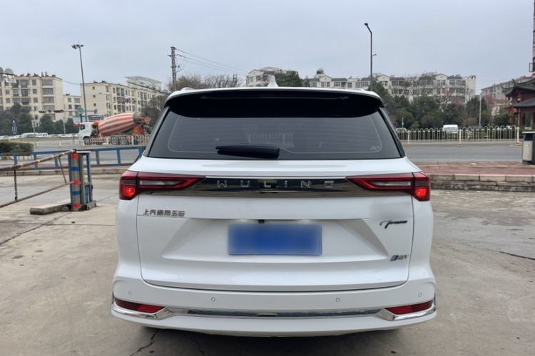 Used Wuling Victory 2023 2.0L DHT Deluxe Edition
