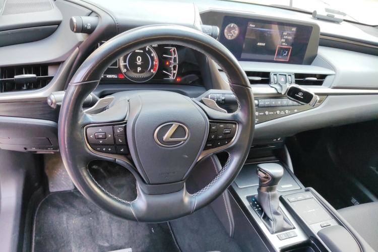 Used Lexus ES 2020 200 Excellence Edition