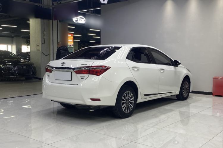 Used Toyota Corolla 2017 Revised Version 1.2T S-CVT GL-i