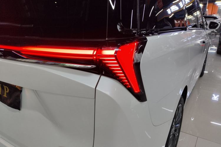 Used Buick GL8 2025 Lu Zun Smart Enjoyment Edition