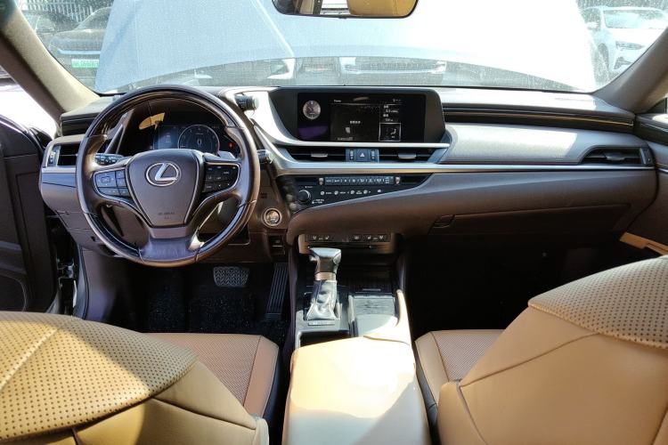 Used Lexus ES 2018 200 Luxury Edition China V Standard
