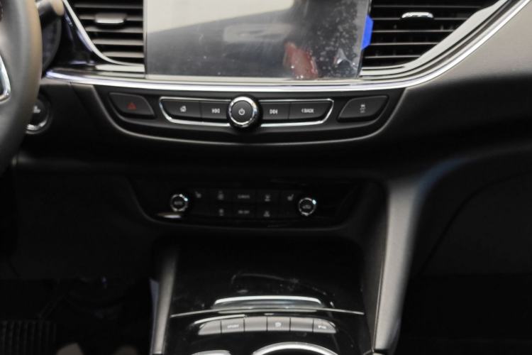 Used Buick Regal 2024 25T Deluxe Edition