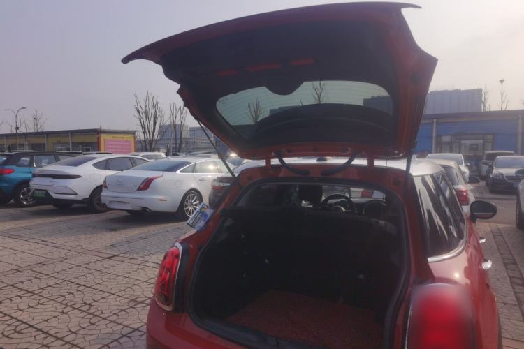 Used  MINI 2018 1.5T COOPER Classic Edition Five-Door Version