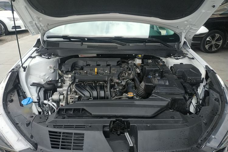 Used Hyundai Elantra 2022 1.5L CVT LUX Prestige Edition
