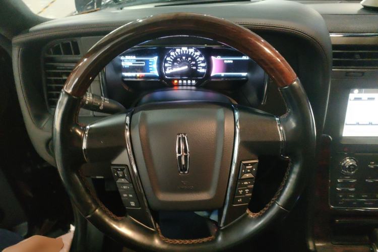 Used Lincoln Navigator 2017 3.5T AWD