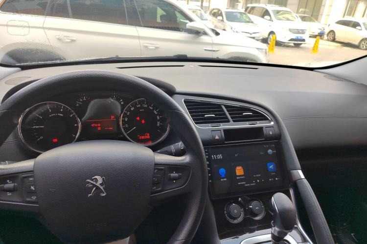 Used Peugeot 3008 2018 2.0L Automatic Classic Edition
