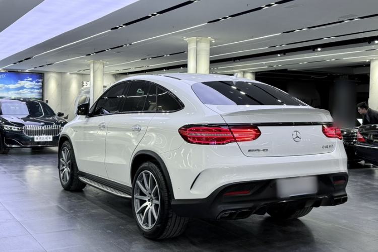 Used Mercedes-Benz GLE Coupe AMG 2015 AMG GLE 63 4MATIC Coupe SUV

