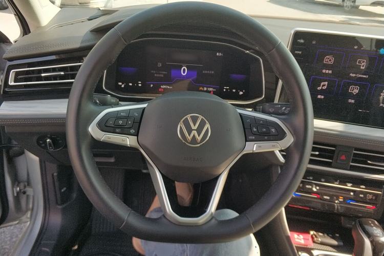 Used Volkswagen Sagitar 2023 200TSI DSG Excellence Edition
