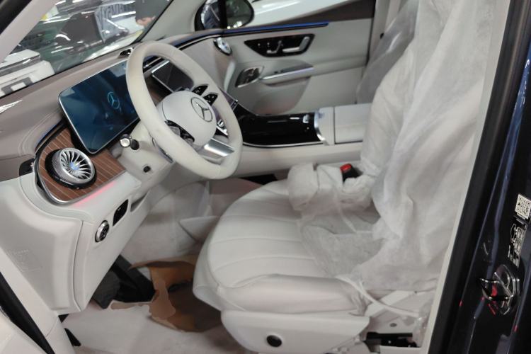 Used Mercedes-Benz EQE SUV 2023 350 4MATIC Pioneer Edition
