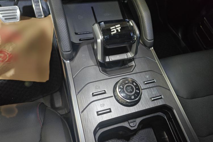 Used Jetour Traveler 2023 2.0T All-Wheel Drive Conquer PRO
