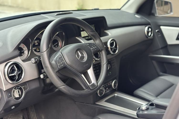 Used Mercedes-Benz GLK-Class 2014 GLK 260 4MATIC Dynamic Model
