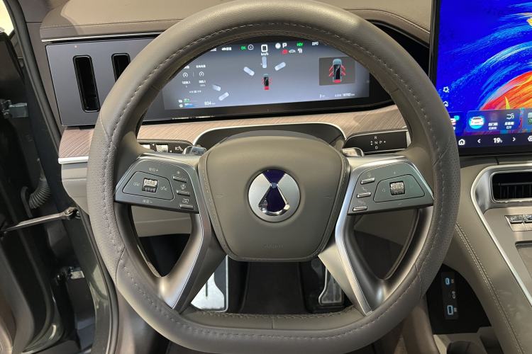 Used Denza N9 2025 Flagship Model