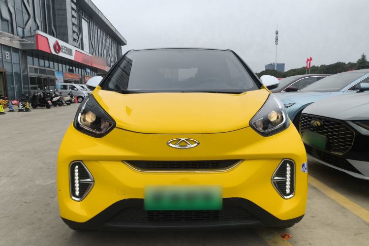 Used Chery Little Ant 2022 Revised Version Sweet Pink Edition Half-Sugar Version Lithium Iron Phosphate 30.7 kWh 30 kW 301 km