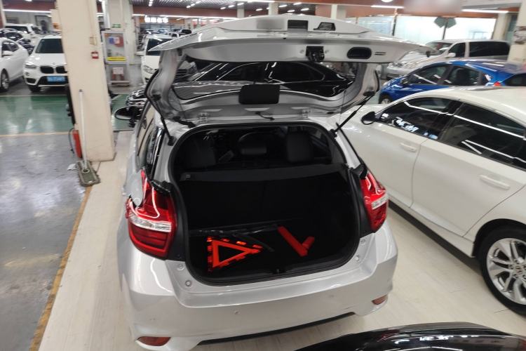 Used Toyota YARiS L 2016 Revised 1.5E CVT Charming Edition
