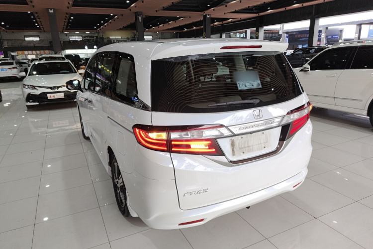 Used Honda Odyssey 2015 Revised Version 2.4L Comfort Edition