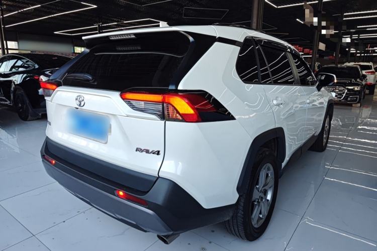 Used Toyota RAV4 2020 2.0L CVT Two-Wheel Drive Fashion Edition