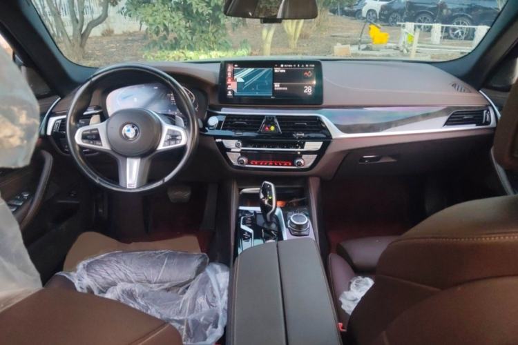 Used BMW 5 Series 2022 Second Facelift 530Li Luxury Version M Sport Package
