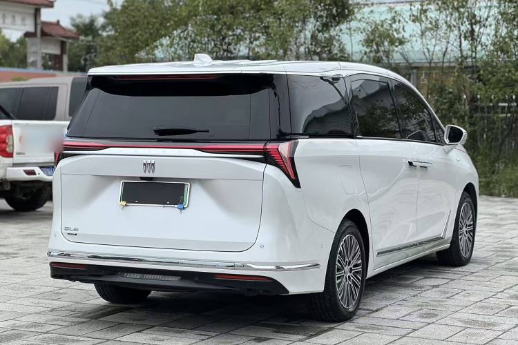 Used Buick GL8 New Energy 2024 Lu Zun Luxury Edition 7-Seater
