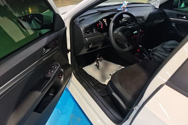 Used Volkswagen Lavida 2019 Lavida Start 1.5L Automatic Trendy Version China VI Standard
