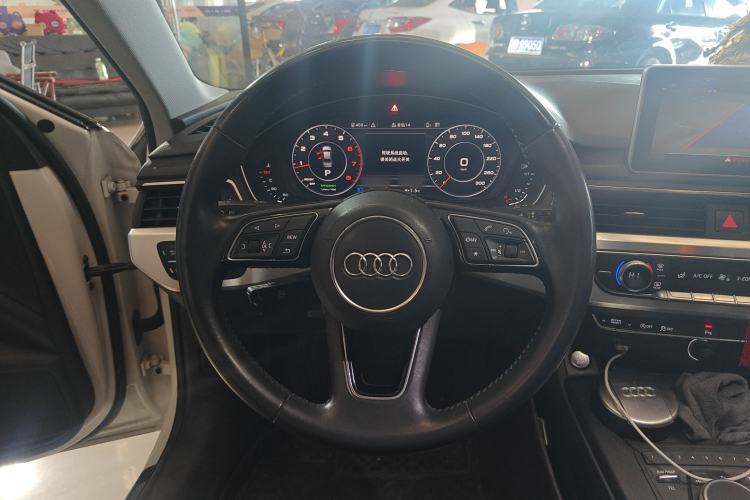 Used Audi A4L 2018 30th Anniversary Edition 40 TFSI Fashion Model