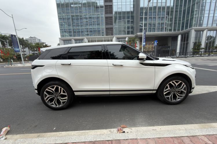 Used Land Rover Range Rover Evoque 2023 Aurora L 249 PS Luxury Edition