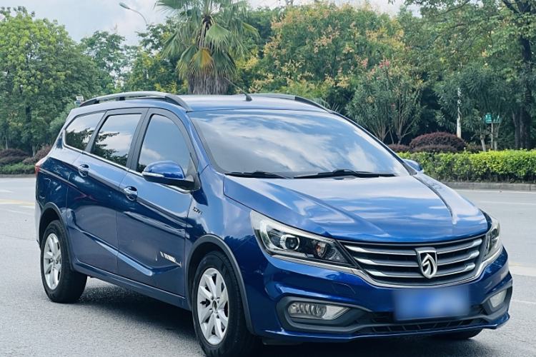 Used Baojun 310W 2017 1.5L Manual Fashion Model China V
