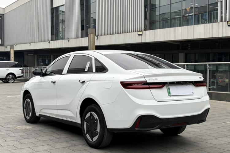 Used Geometry A 2024 410KM Travel Edition