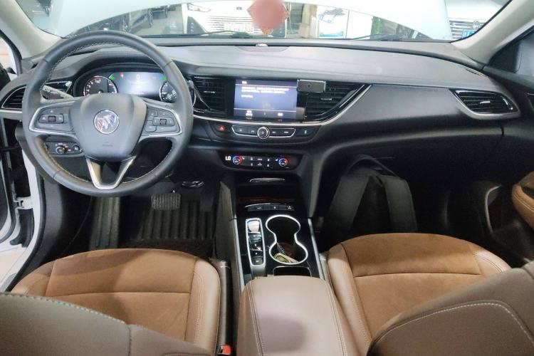 Used Buick Regal 2020 552T Luxury Version
