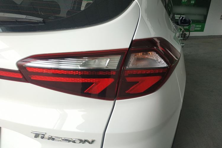 Used Hyundai Tucson 2019 280TGDi Dual-Clutch Two-Wheel Drive Fashion Edition China VI Standard