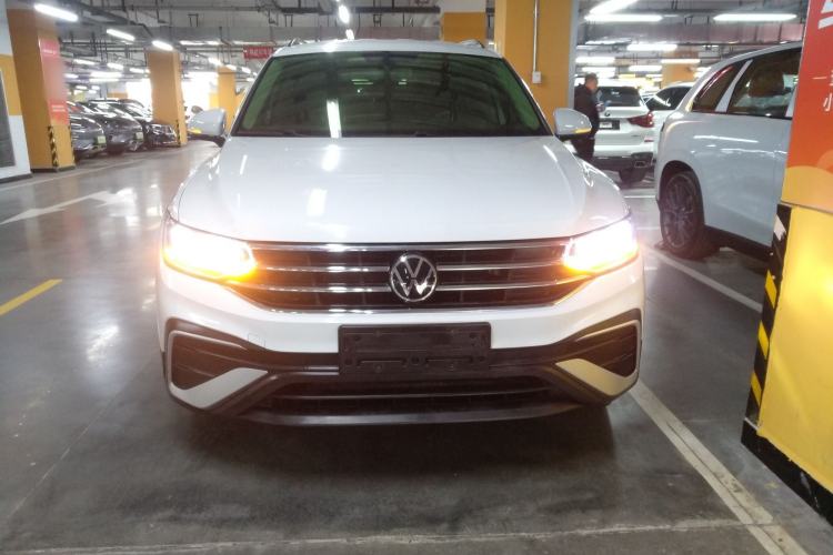 Used Volkswagen Tiguan L 2023 330TSI Automatic Two-Wheel Drive Comfort Edition