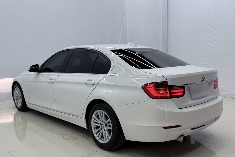 Used BMW 3 Series 2015 316Li Fashion Model
