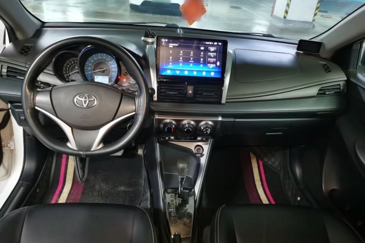 Used Toyota YARiS L 2015 1.5E Automatic Charm Edition
