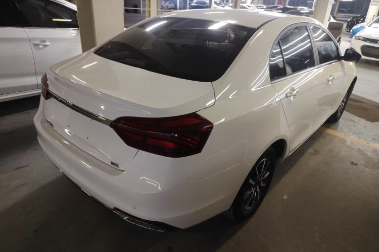 Used Geely Auto Emgrand 2019 Leading Edition 1.5L Manual Luxury Model China VI Standard
