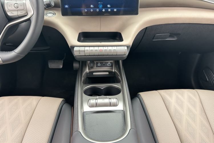 Used BYD Dolphin 2025 420km Free Edition
