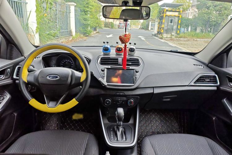 Used Ford Escort 2019 Revised 1.5L Automatic ZhiXiang Version China VI Standard
