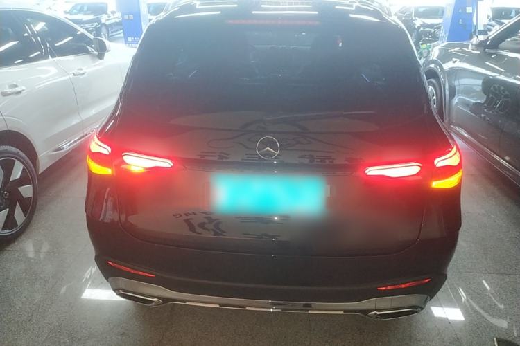 Used Mercedes-Benz GLC 2024 Facelifted GLC 260 L 4MATIC Luxury Version 5 Seats
