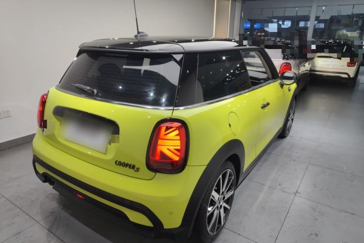 Used  MINI 2023 1.5T COOPER Artist
