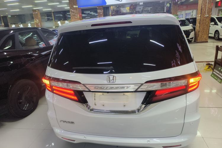 Used Honda Odyssey 2015 Updated Version 2.4L Smart Edition
