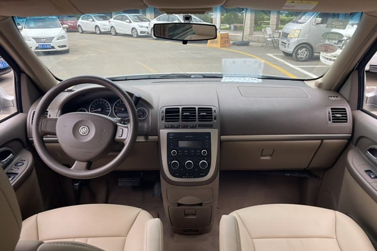 Used Buick GL8 2014 2.4L Classic Edition
