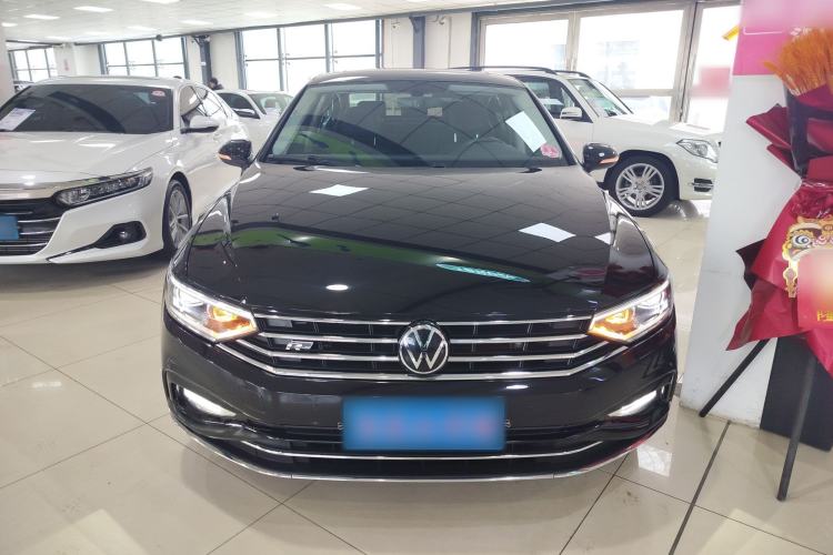 Used Volkswagen Magotan 2020 330TSI DSG Leading Model
