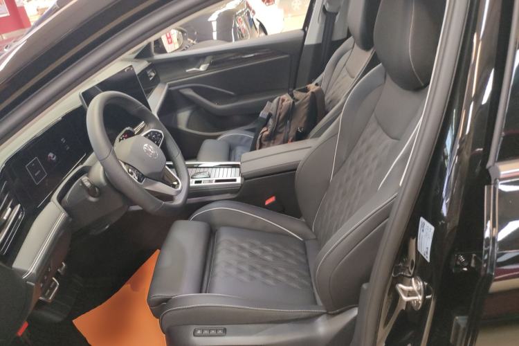 Used Volkswagen Magotan 2024 380TSI DSG Ultimate Edition
