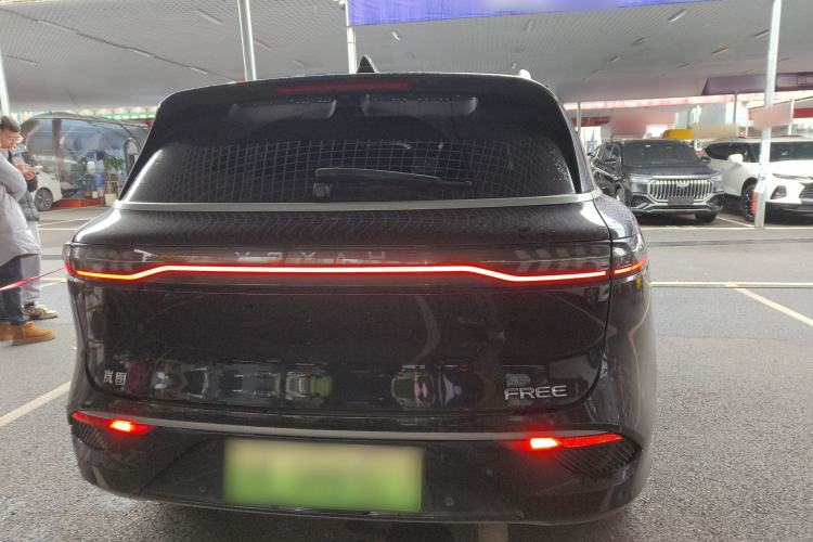 Used VOYAH FREE 2021 Four-Wheel Drive Standard Range-Extended Exclusive Luxury Package
