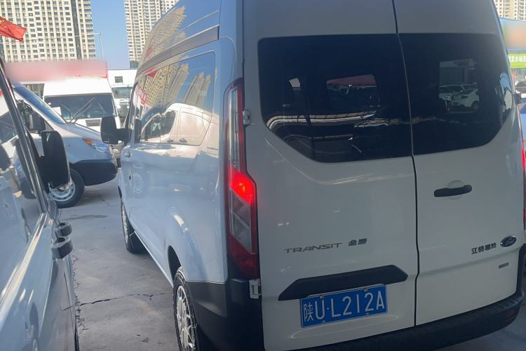 Used Ford Transit 2019 2.0T Gasoline Multi-Function Commercial Vehicle Short Wheelbase Mid-Roof 6-Seater China VI Standard

