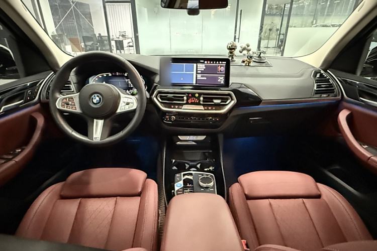 Used BMW iX3 2024 Leading Model
