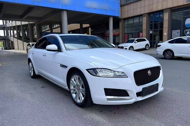 Used Jaguar XFL 2018 XFL 2.0T 250 PS Luxury Edition

