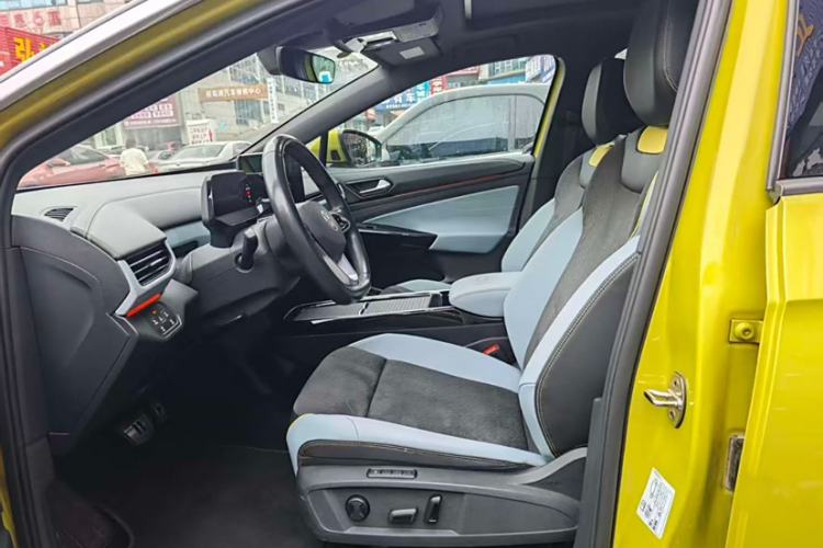 Used Volkswagen ID.4 X 2021 Pro Smart Long-Range Edition
